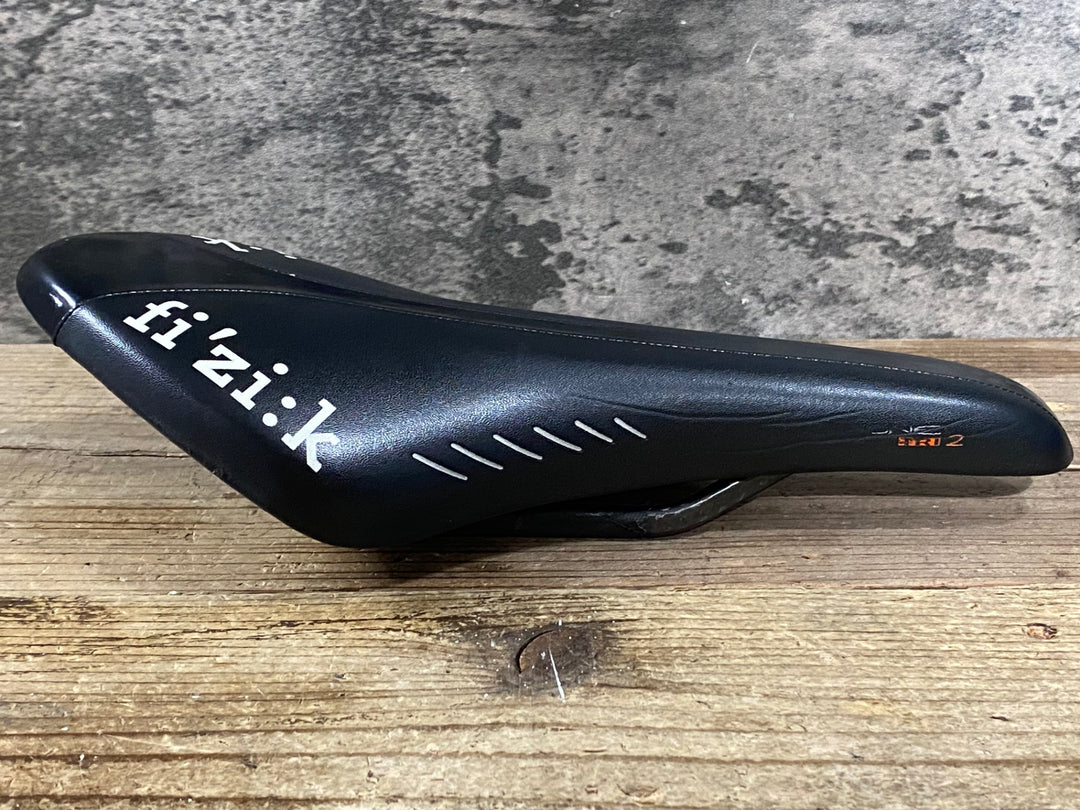 KC721 フィジーク fizik アリオネ ARIONE TRI2 サドル 黒 カーボンレール 130mm
