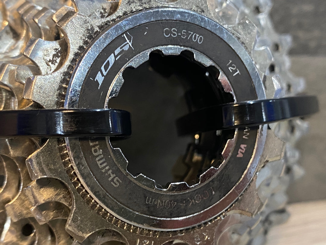 JJ776 シマノ SHIMANO 105 CS-5700 スプロケット 12-27T 10S