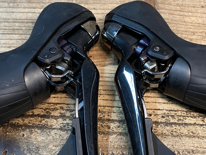 JL062 シマノ SHIMANO アルテグラ ULTEGRA ST-R8020 STIレバー ※クランプ部品欠品、固定部分にクラックありジャンク