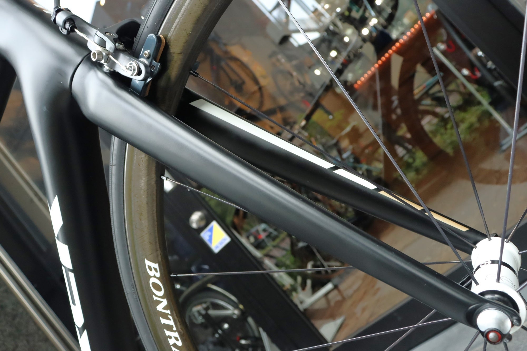 トレック TREK エモンダ EMONDA SLR8 2015年モデル 54サイズ シマノ アルテグラ 6870 11S カーボン ロードバイク  【【東京南麻布店】