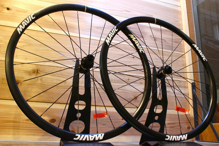 未使用 マヴィック MAVIC キシリウム ディスク KSYRIUM 30 DISC アルミ チューブレス ホイールセット シマノ12S/11S 【名古屋店】