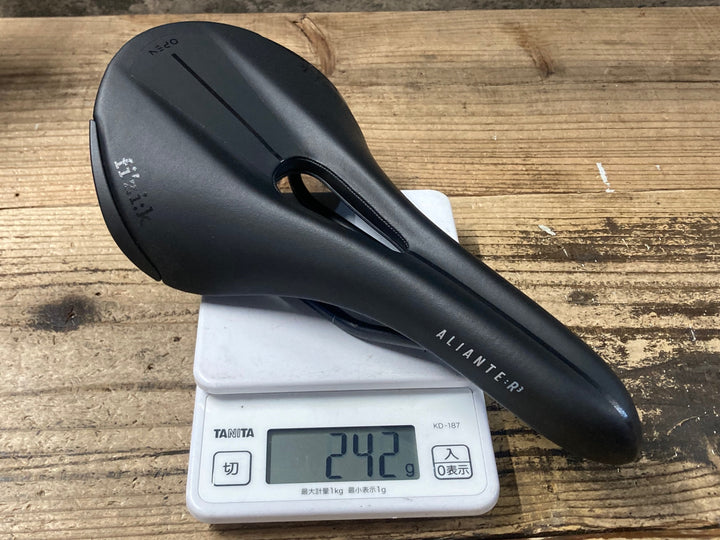 KK392 フィジーク fizik アリアンテ ALIANTE R3 OPEN サドル REGULAR kimuレール 黒
