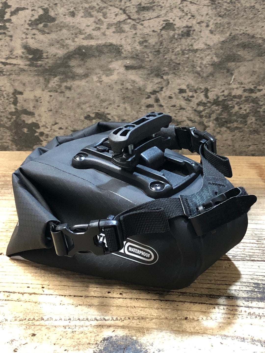 KE215 オルトリーブ ORTLIEB サドルバッグ