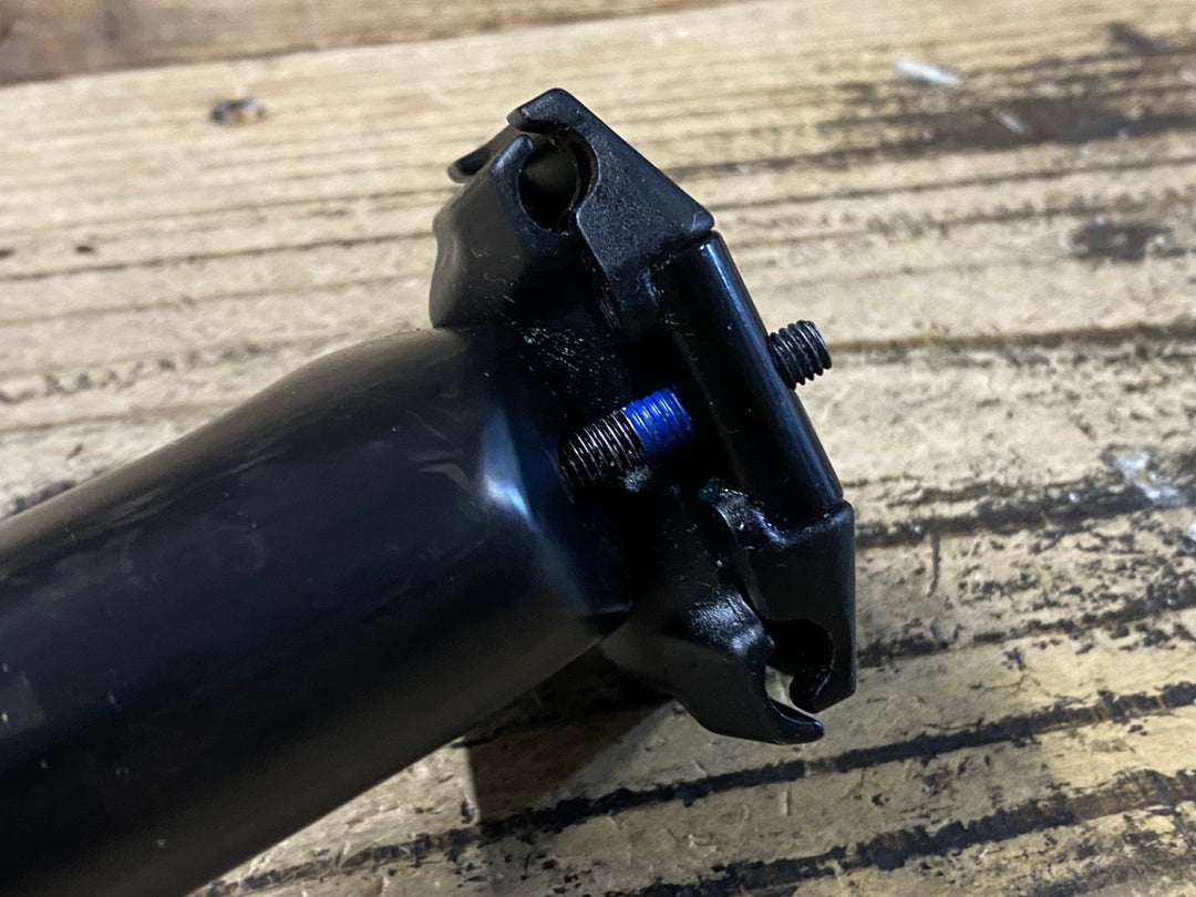 JO144 ビーエムシー BMC カーボン シートポスト 330mm オフセット15mm 2020年頃 TeamMachine(チームマシーン)用