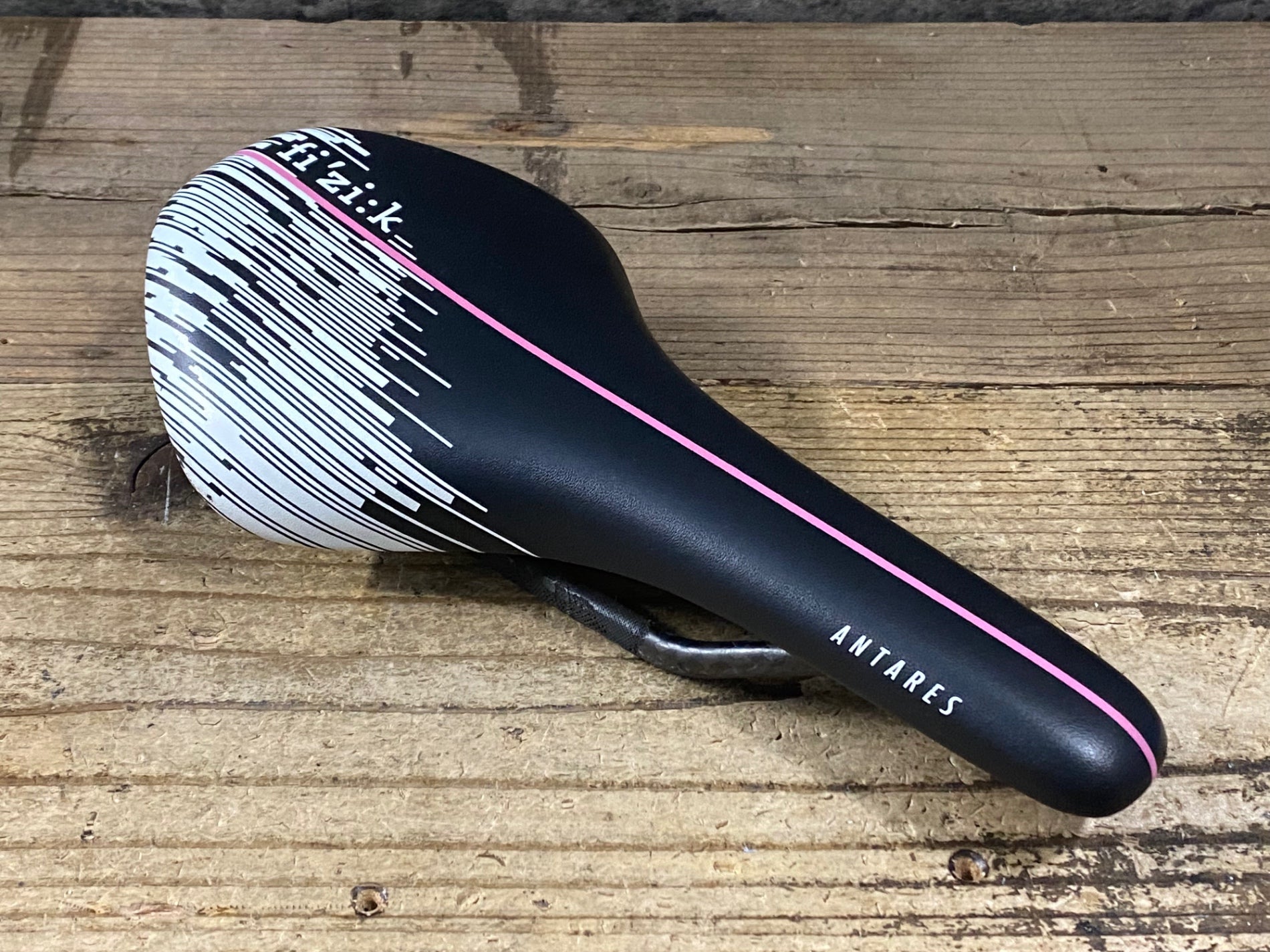 KO926 フィジーク fizik アンタレス ANTARES R1 GIRO Special Edition