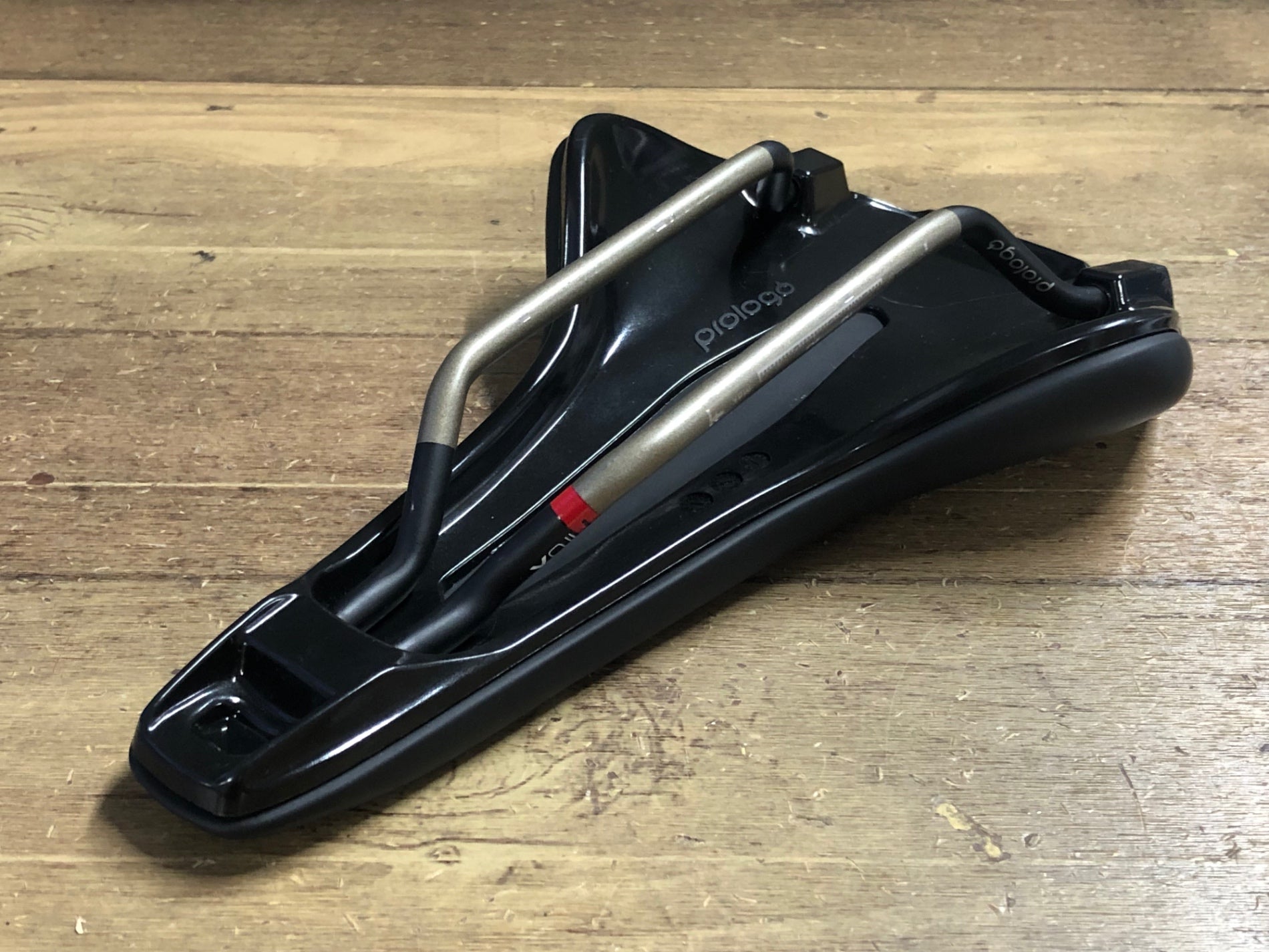 KB025 プロロゴ prologo NAGO R4 サドル 黒 147mm TiroX – BICI AMORE