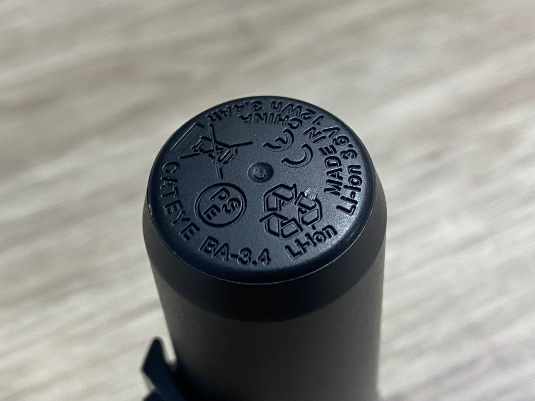 KI583 キャットアイ CATEYE ボルト VOLT800 HL-EL471 フロントライト BA-3.4 バッテリーセット 点灯確認済