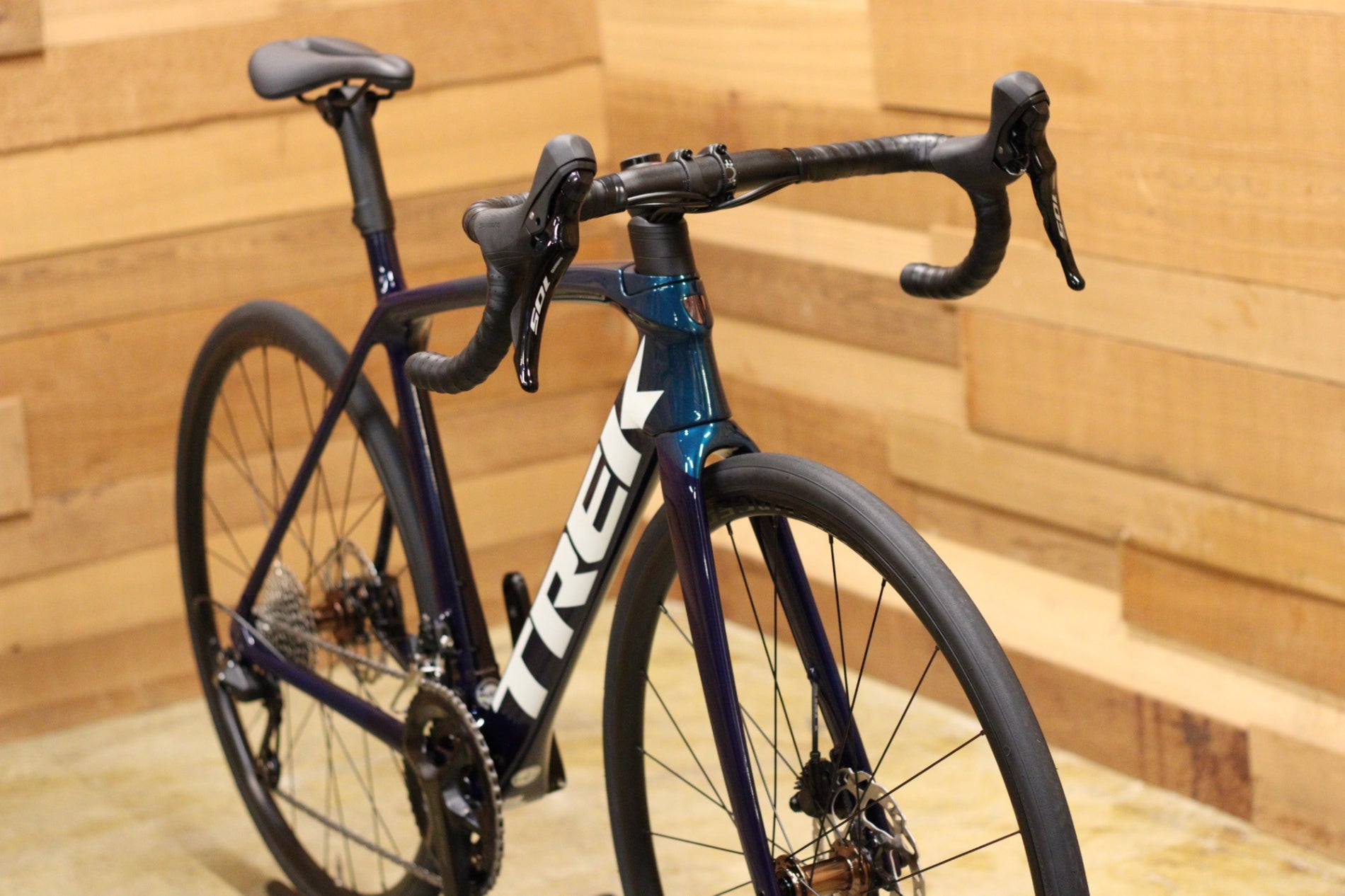 トレック TREK エモンダ EMONDA SL5 DISC 2024 54サイズ シマノ 105