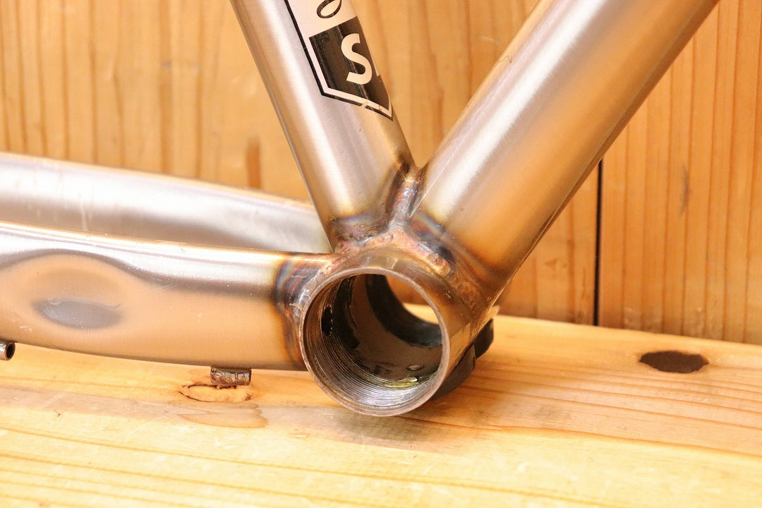 アバブバイクストア ABOVE BIKE STORE マッドマン MUDMAN DISC Mサイズ クロモリ グラベル ロードバイク フレームセット ENVE CROSS FORK 【芦屋店】