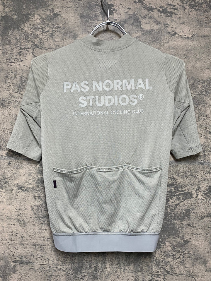 KJ975 パスノーマルスタジオ PAS NORMAL STUDIOS SOLITUDE 半袖 サイクルジャージ XS