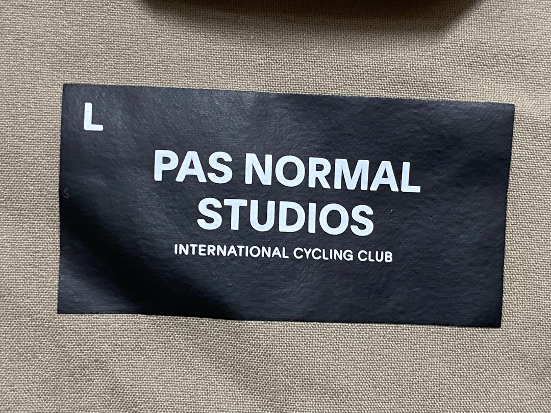 KA562 パスノーマルスタジオ PAS NORMAL STUDIOS MENS STOW AWAY JACKET 長袖 ウインドブレーカー ベージュ L