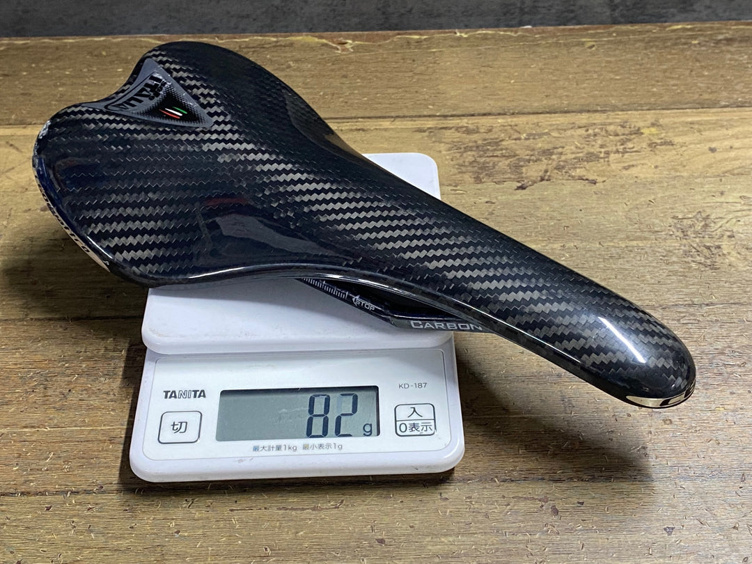 KJ237 セライタリア SELLE ITALIA C60 QUATTRO フル カーボンサドル