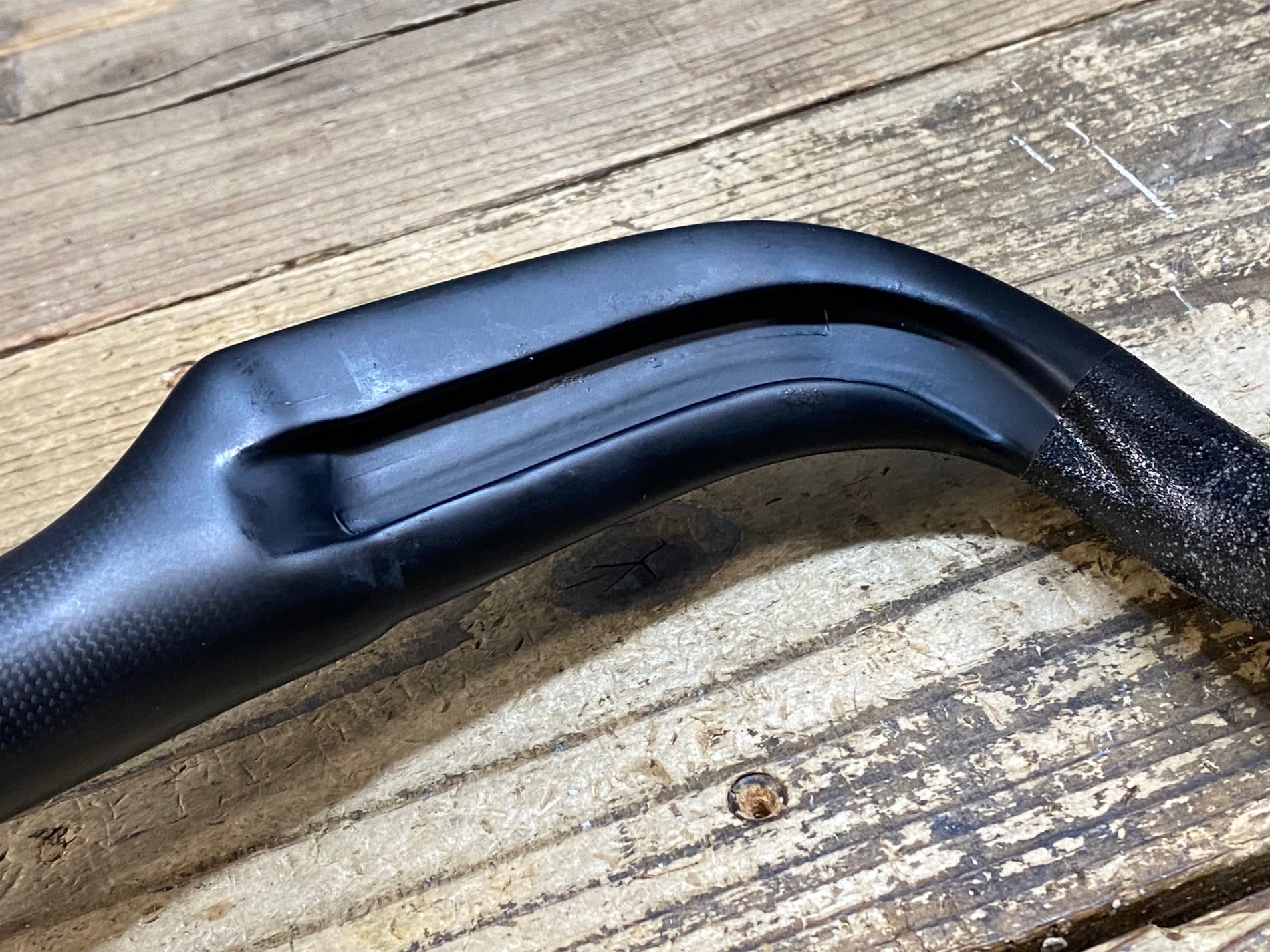 JW848 モスト MOST JAGUAR XFC CARBON 1K AERO カーボン ドロップ