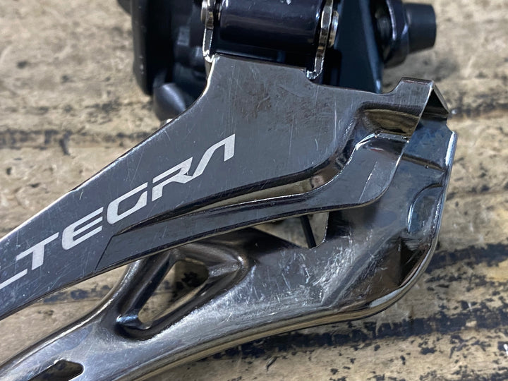 KA846 シマノ SHIMANO アルテグラ ULTEGRA FD-R8150 フロントディレイラー 2S Di2 接続確認済み ※グロメット欠品