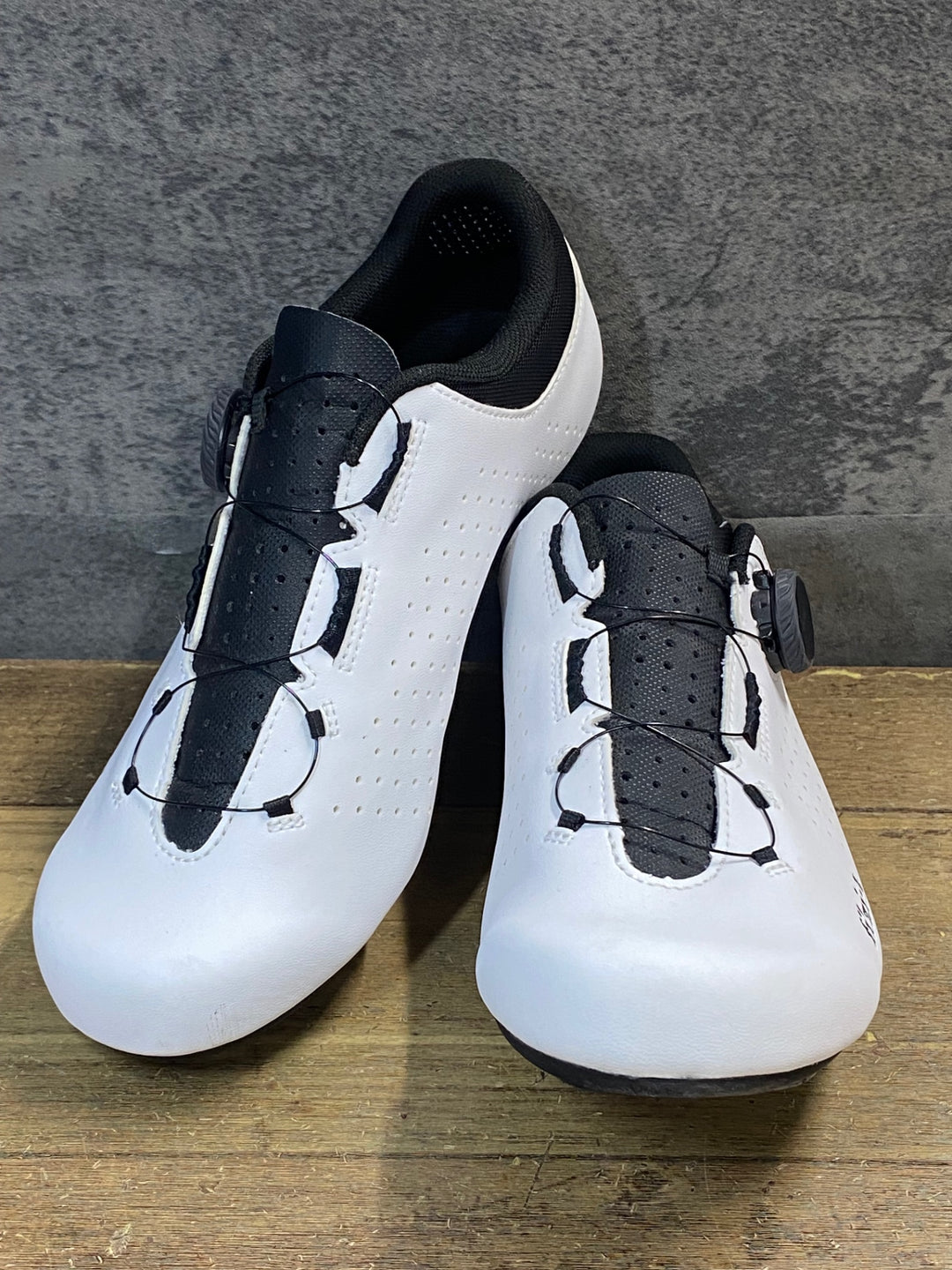 JW178 フィジーク fizik VENTO OMNA WIDE ビンディングシューズ SPD-SL EU40 白