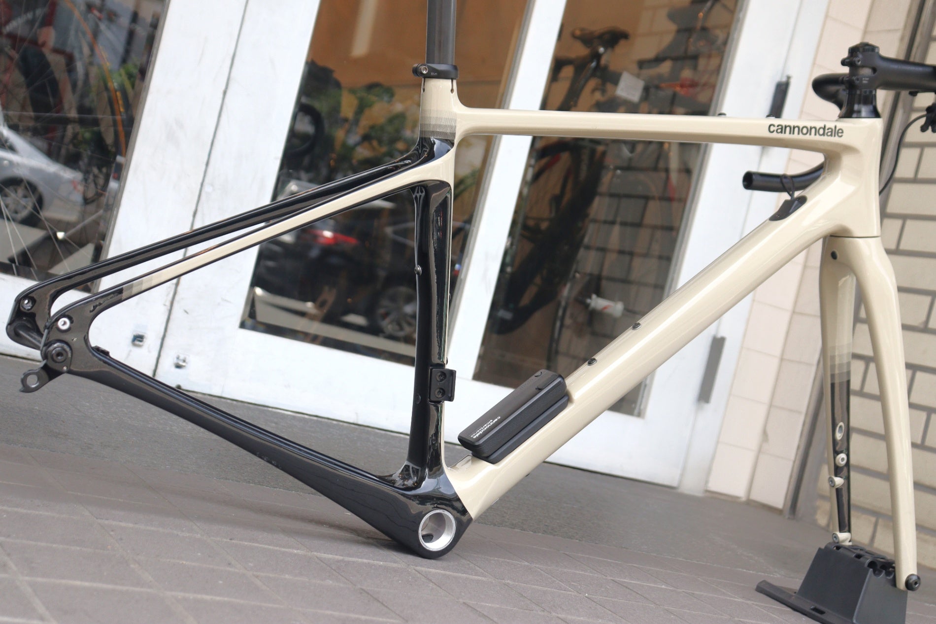 キャノンデール CANNONDALE シナプス SYNAPSE CARBON 2 RLE 2022モデル