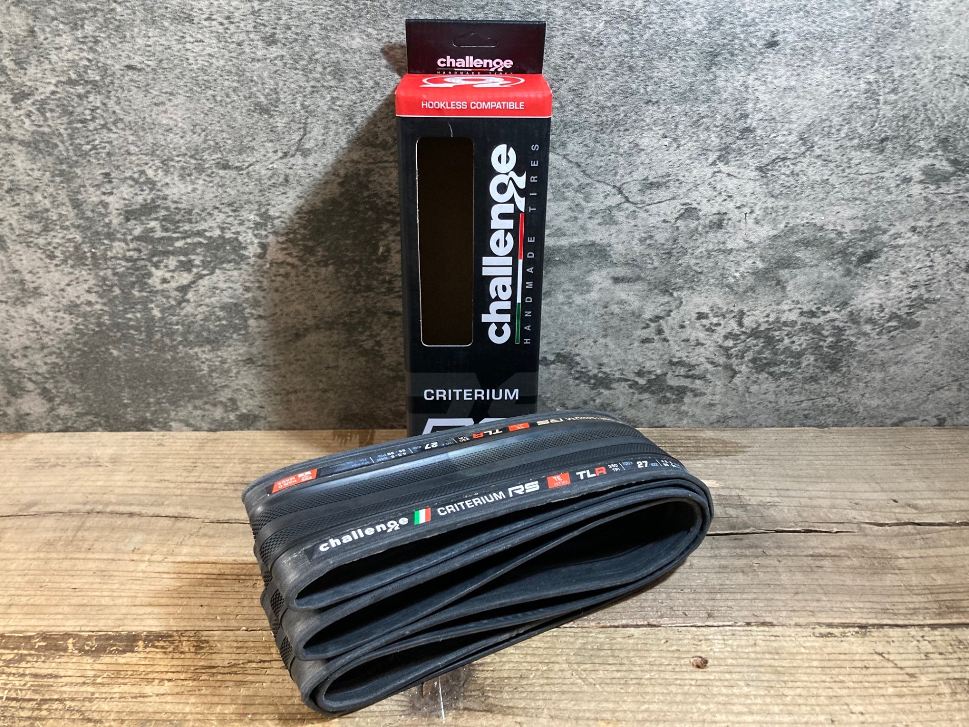 KE866 チャレンジ Challenge CRITERIUM RS チューブレスレディ タイヤ