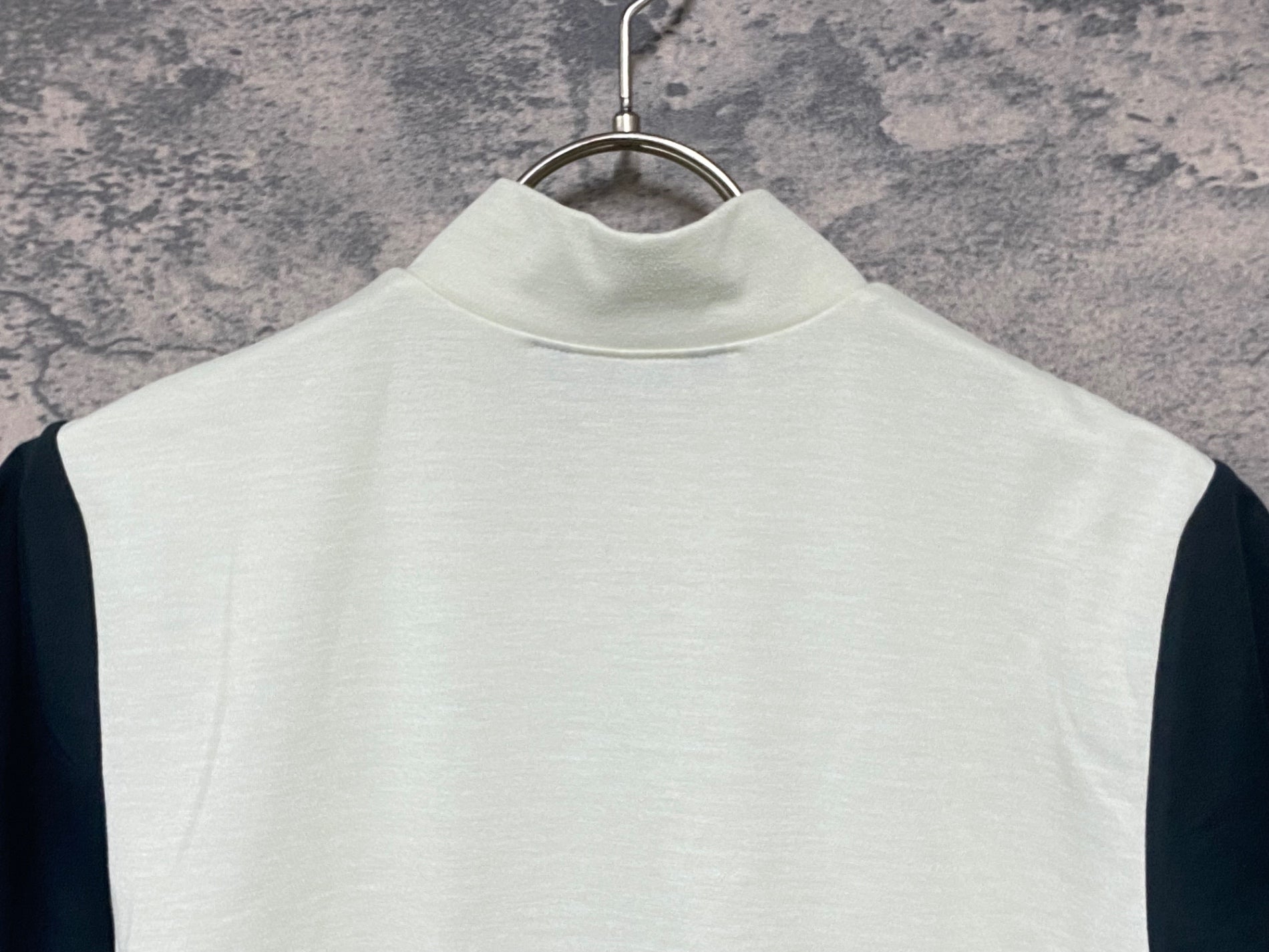 JS681 パールイズミ PEARL iZUMi 半袖 サイクルジャージ 白 黒 M