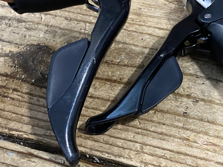 KO999 シマノ SHIMANO 105 ST-5800 STIレバー 2x11S ※左固定部にクラックの為ジャンク