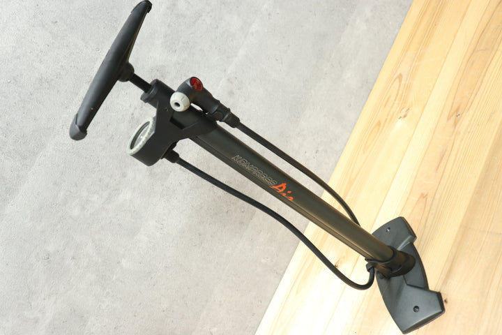 YHY967 アクシオム AXIOM kompress AIR フロアポンプ 空気入れ 仏式 【さいたま浦和店】