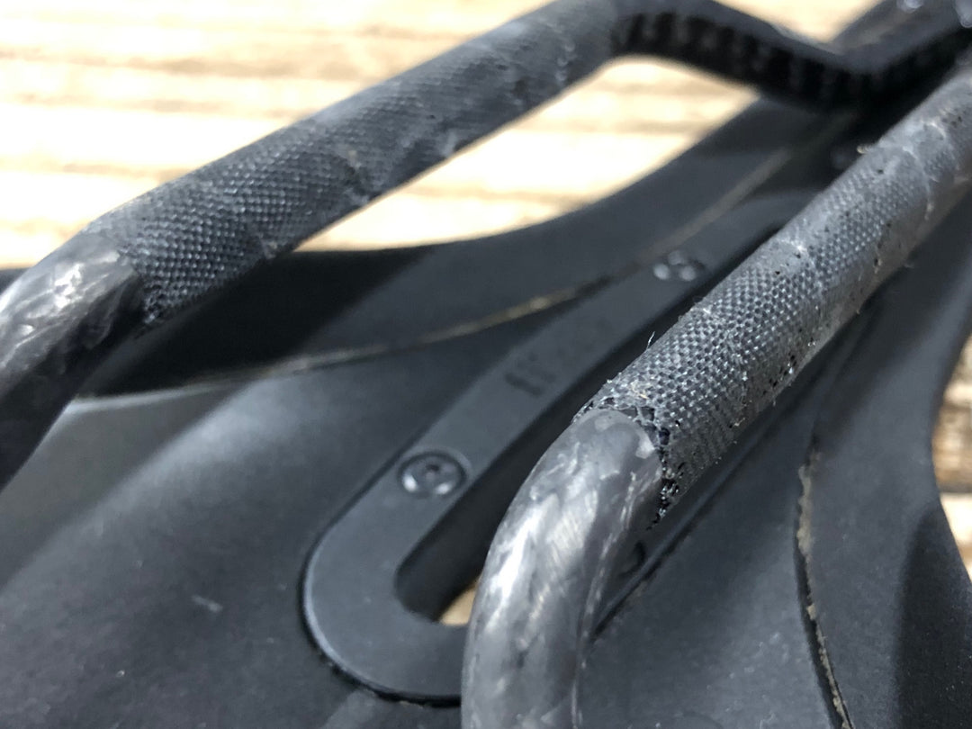 JT074 フィジーク fizik ANTARES R1 OPEN サドル 黒 カーボンレール REGULAR