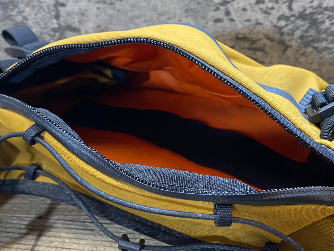 JW717 ラファ Rapha TRAIL HIP PACK ウエストポーチ オークル