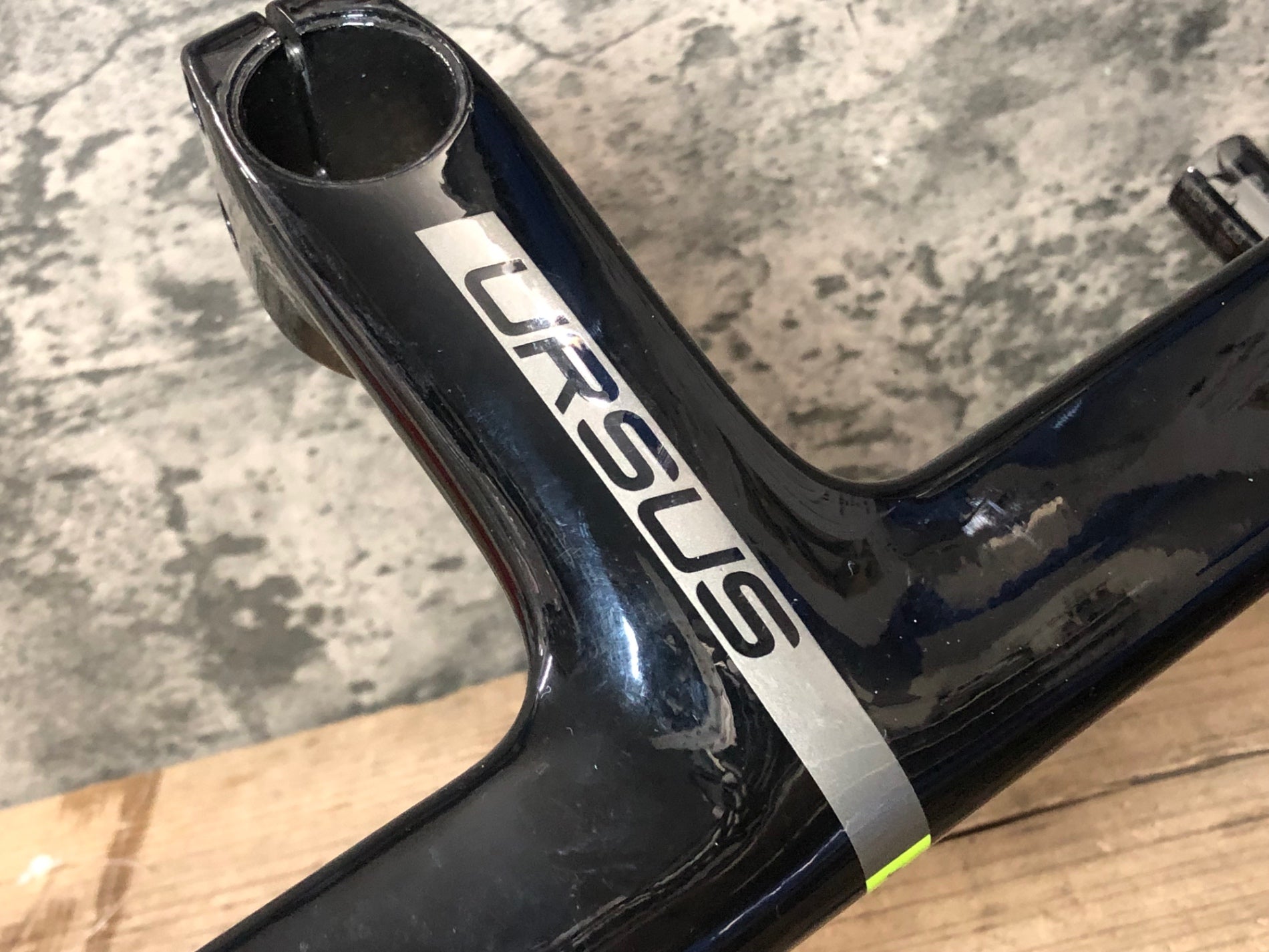 JV088 ウルサス URSUS マグナス MAGNUS H.01 カーボン ハンドルステム