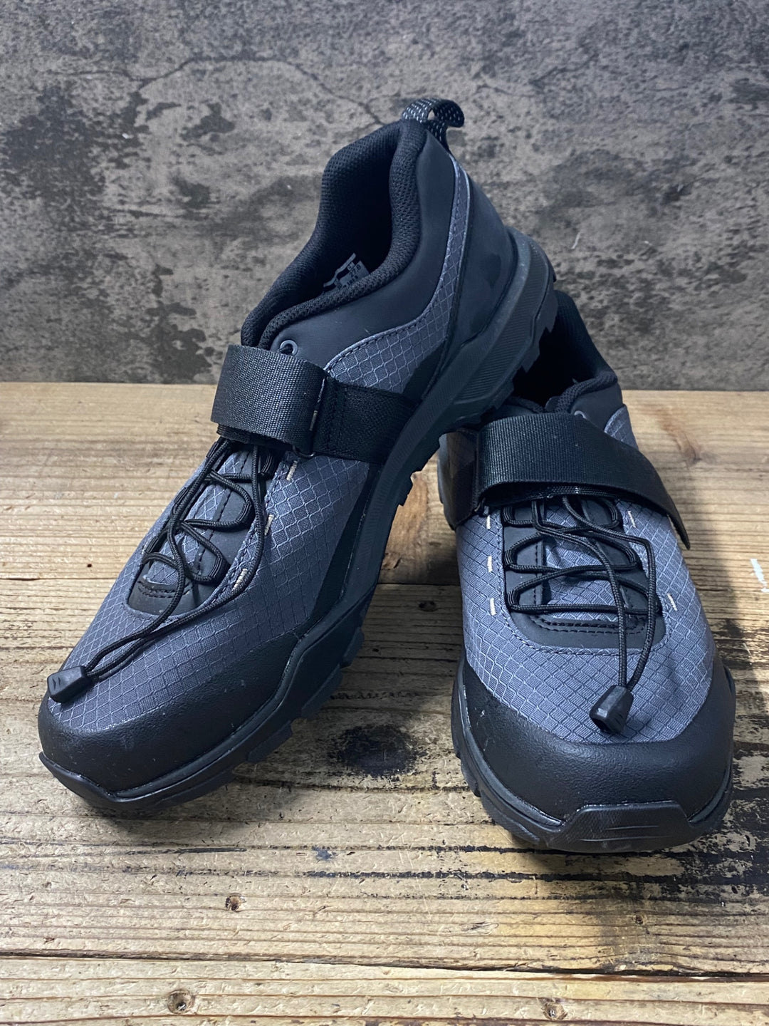 KL948 シマノ SHIMANO EX5 SH-EX500M ビンディングシューズ グレー 黒 EU44 SPD