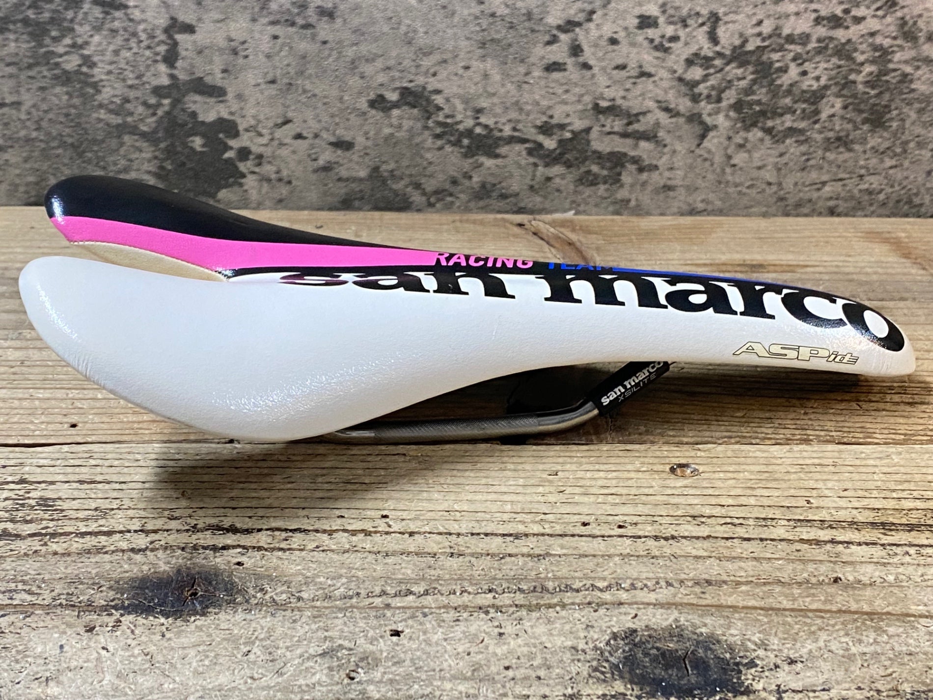 JS413 サンマルコ san marco ASPide RACING TEAM サドル XSILITEレール