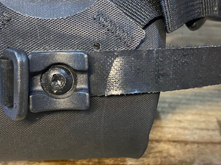 JQ058 オルトリーブ ORTLIEB サドルバッグ 黒