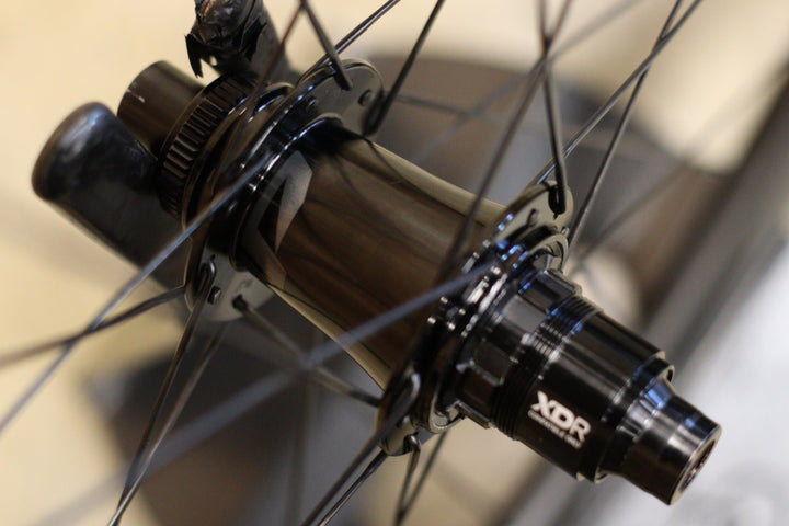 ジップ ZIPP 303S カーボン チューブレスレディ ホイールセット スラム XDR 【立川店】
