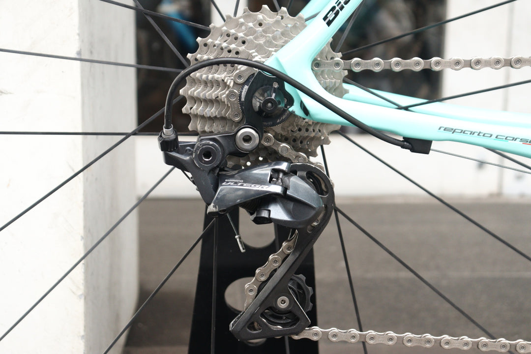 ビアンキ Bianchi スペシャリッシマ SPECIALISSIMA 2016モデル 500サイズ シマノ アルテグラ R8000 11S カーボン ロードバイク RACING 3 【横浜店】