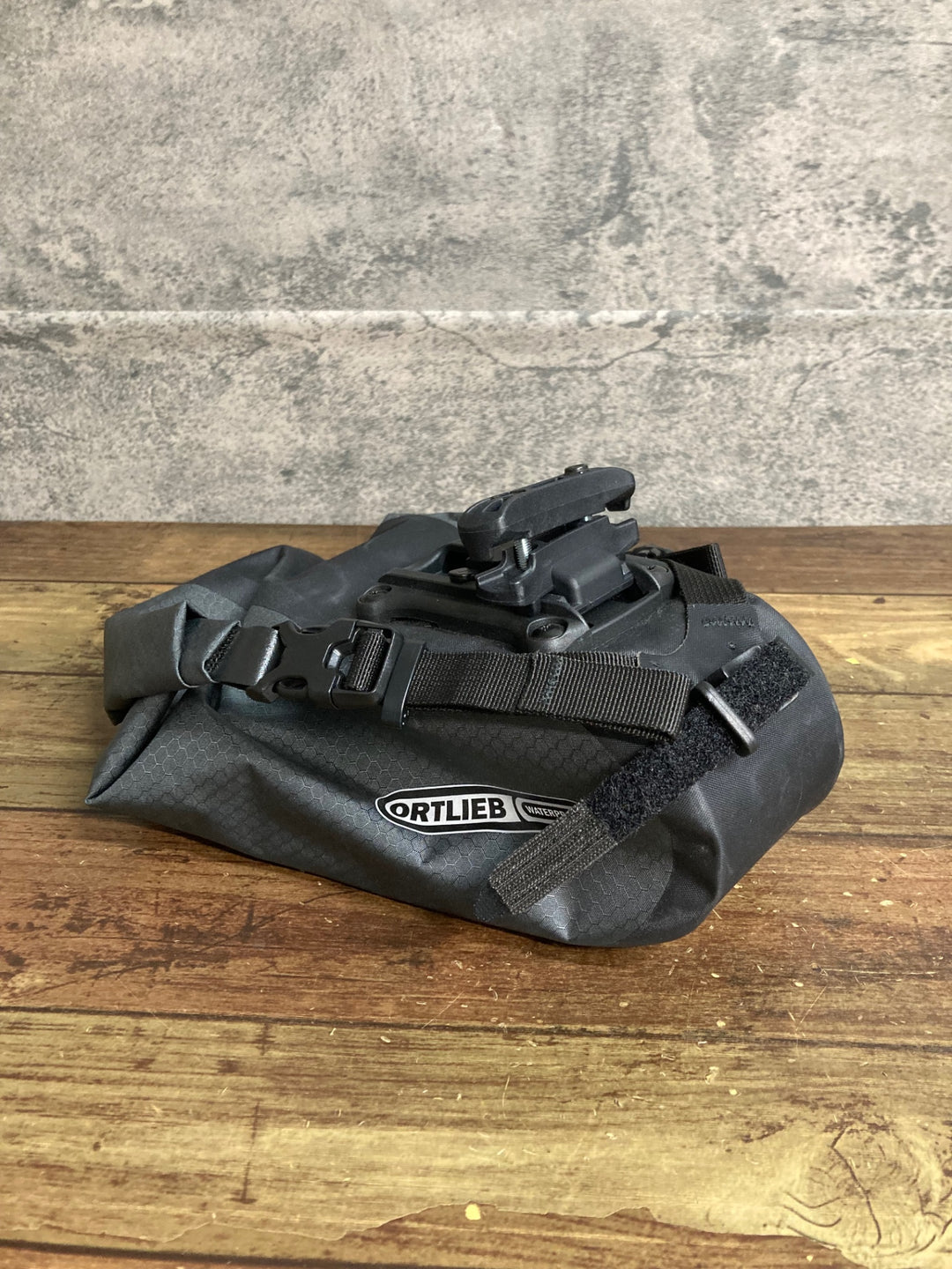JX817 オルトリーブ ORTLIEB サドルバッグ２ 4.1L