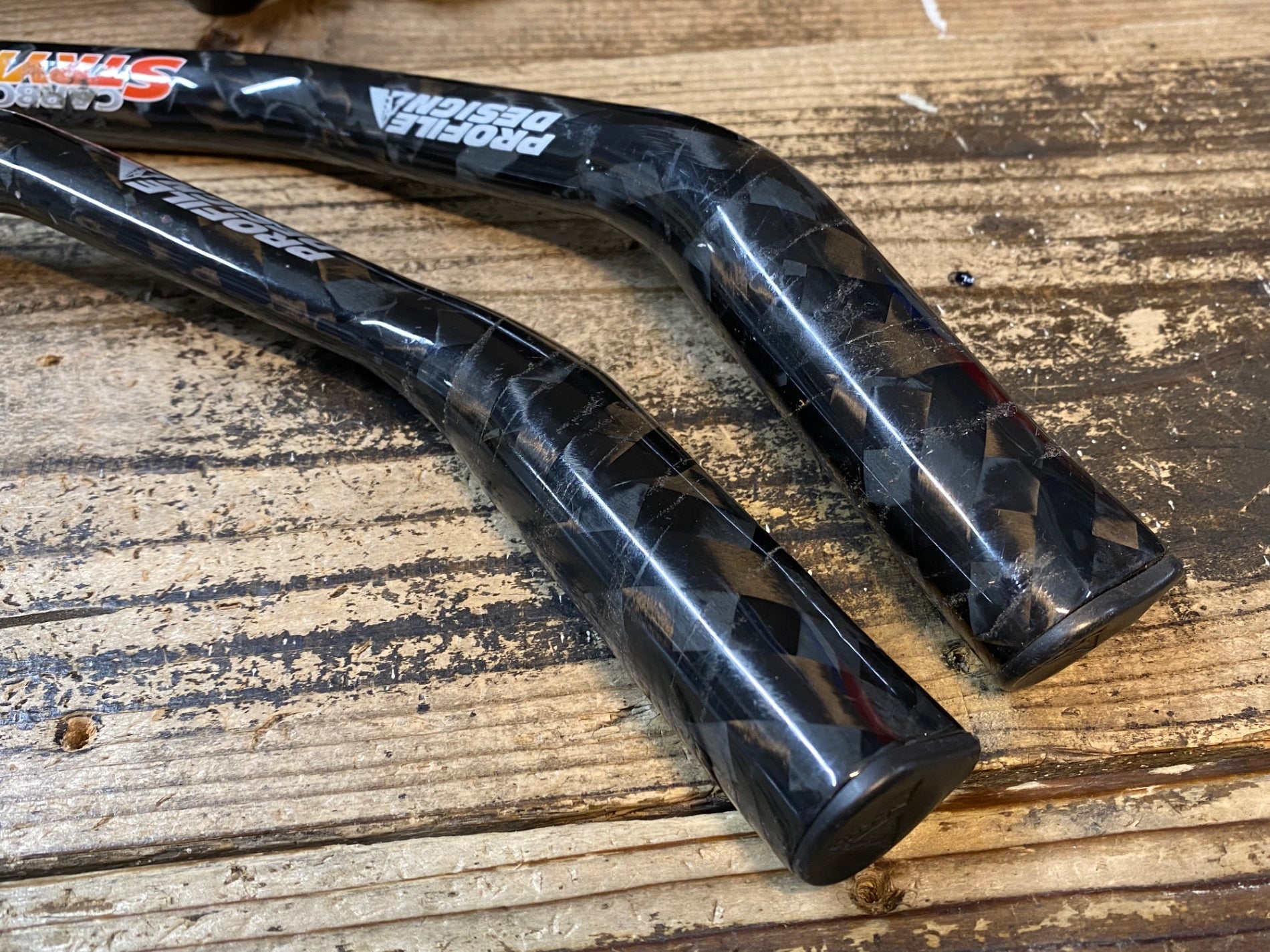 JG867 プロファイルデザイン PROFILE DESIGN CARBON STRYKE DHバー