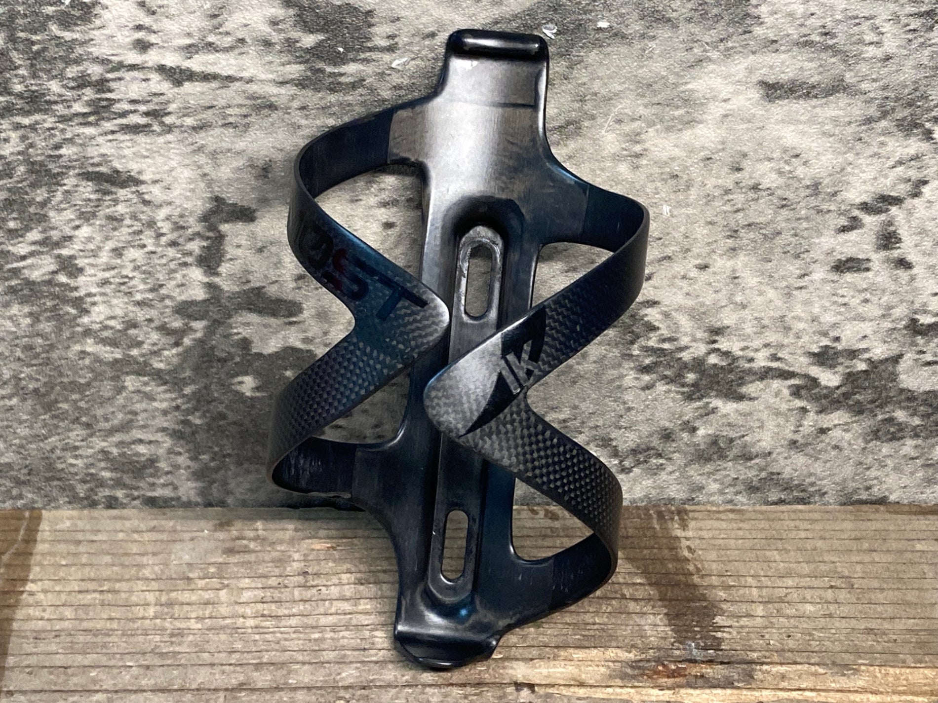 MOST 1K カーボン ボトルケージ 2個セット Amazon.co.jp: ROADNADO