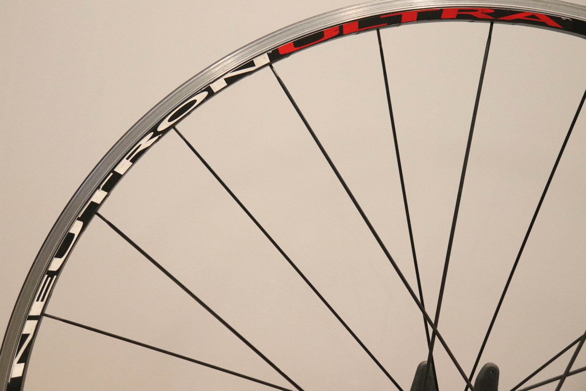 カンパニョーロ CAMPAGNOLO ニュートロン ウルトラ NEUTRON ULTRA