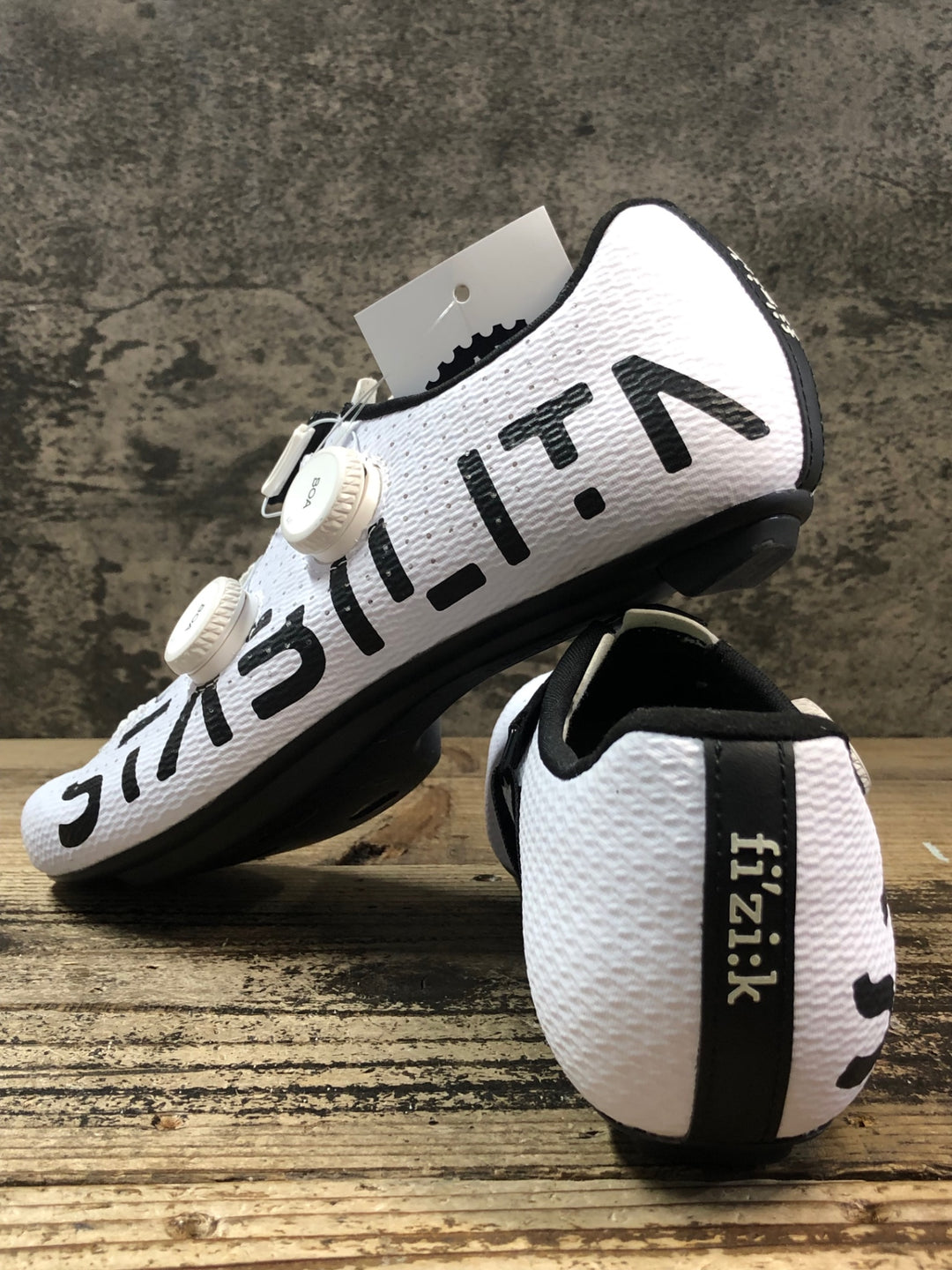 JP052 フィジーク fizik ベント VENTO STABILITA CARBON SHOES ビンディングシューズ 3穴 BOA 白 EU40
