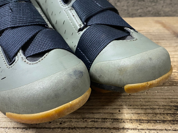 JY566 フィジーク fizik TERRA POWERSTRAP X4 SHOES ビンディングシューズ カーキ EU38