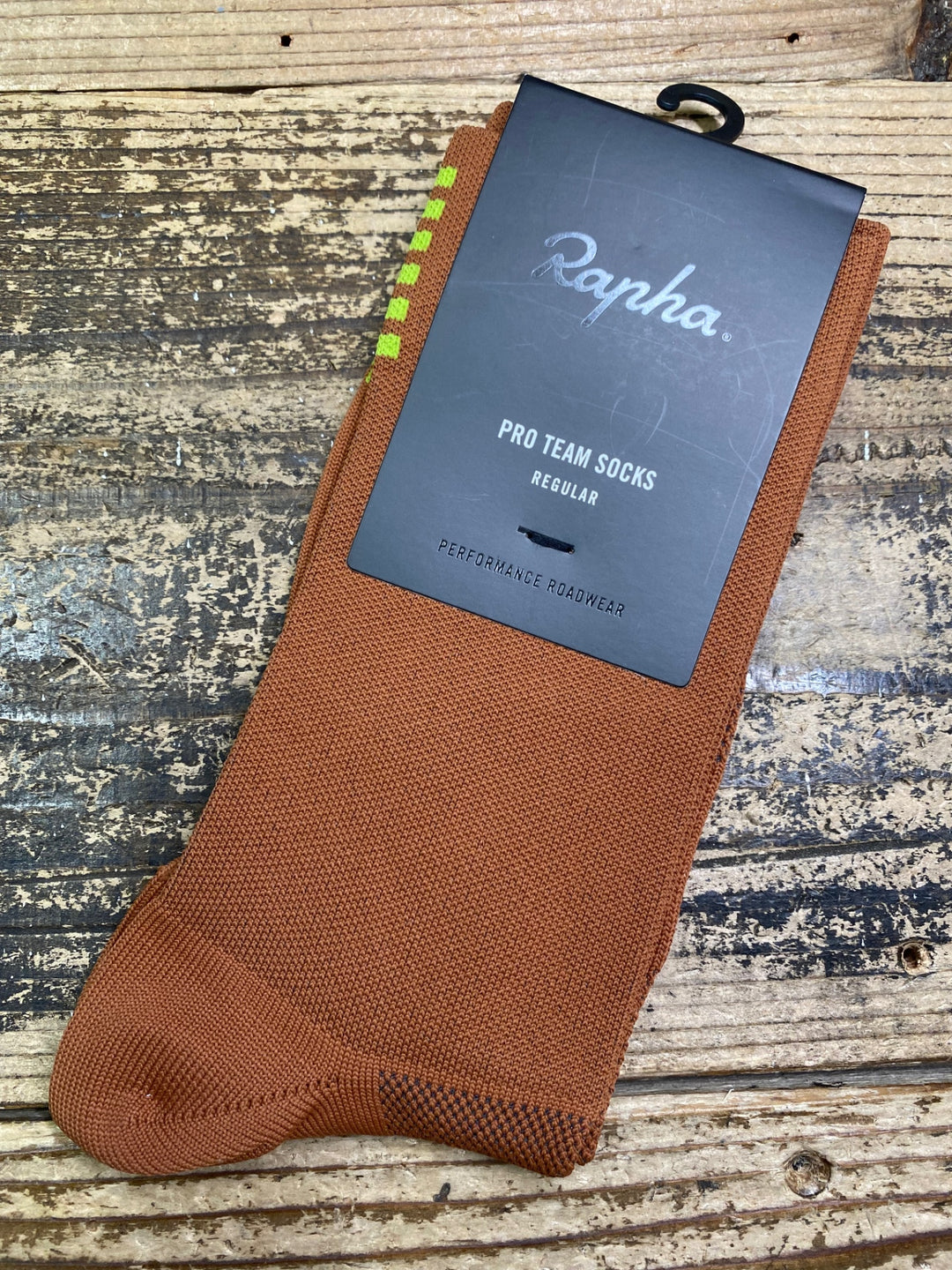 JJ945 ラファ Rapha PRO TEAM SOCKS ソックス 茶 レギュラーサイズ M