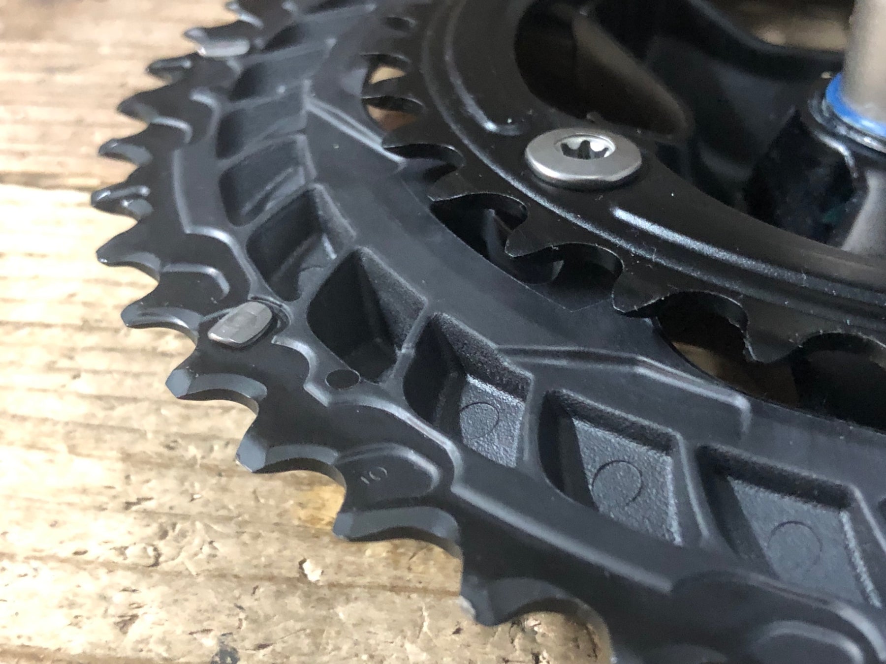 JS768 シマノ SHIMANO 105 FC-R7100 クランクセット 170mm 50/34T