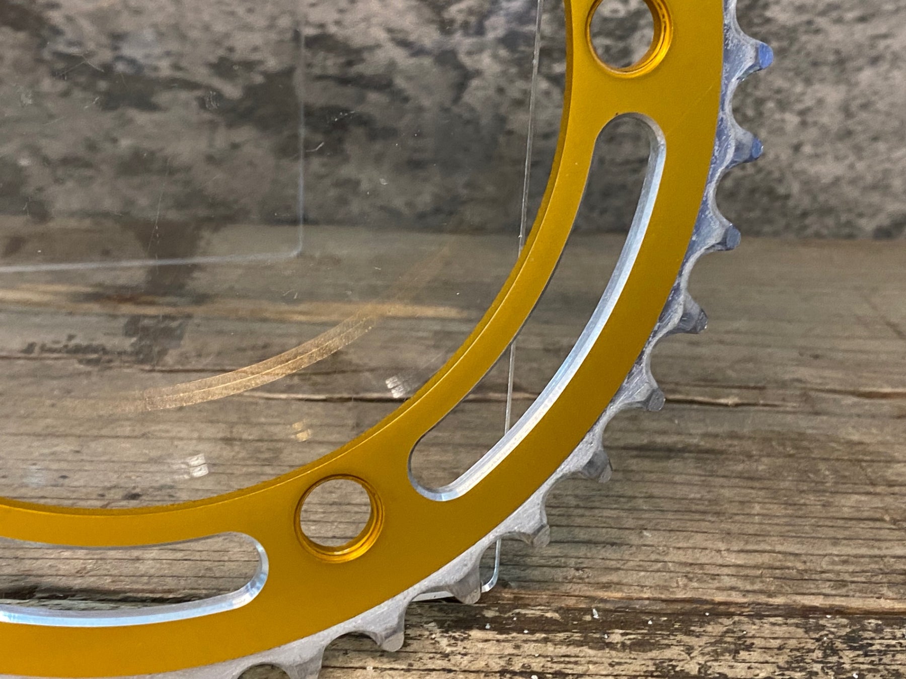 JJ557 スギノ Sugino MC130 チェーンリング 金 42T PCD130mm 厚歯