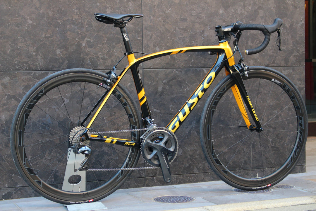 グスト GUSTO RCR TEAM DURO TL 2020モデル Mサイズ シマノ アルテグラ R8000 11S カーボン ロードバイク  ATTAQUE CARBON 45 【福岡店】