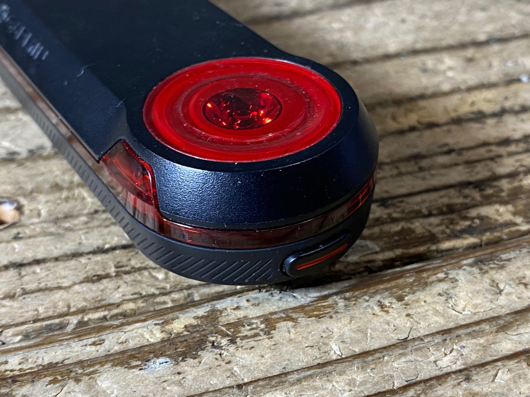 JO401 ガーミン GARMIN VARIA RTL515 レーダー リアライト ※動作確認済