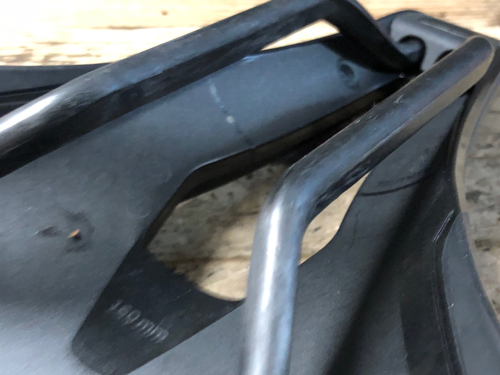 KB144 フィジーク fizik アルゴ テンポ ARGO TEMPO R1 サドル カーボン