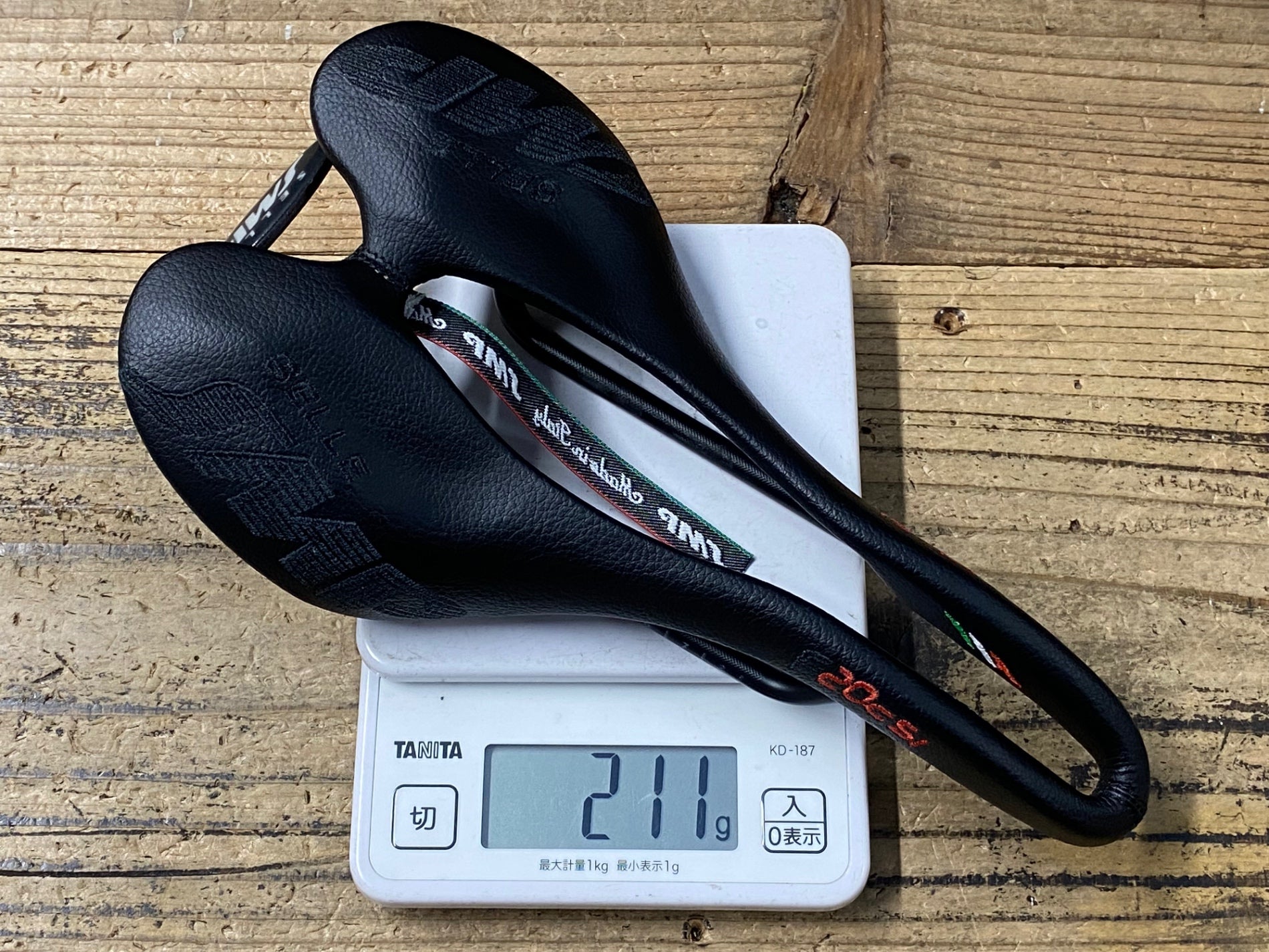 KR169 SELLE SMP F20cSi サドル 黒 aisi 304 tubeレール – BICI AMORE