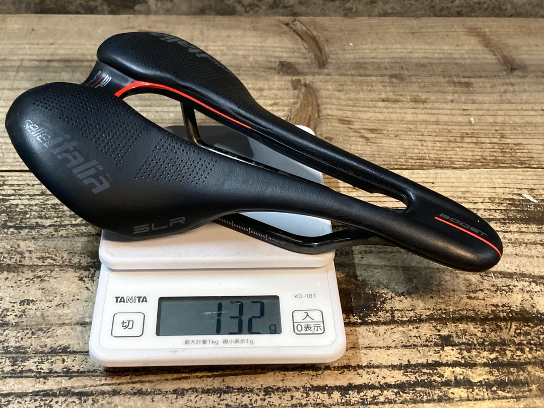 JT349 セライタリア Selle Italia SLR BOOST SUPERFLOW サドル 黒 145mm カーボンレール