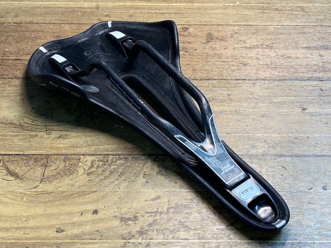 JG842 セライタリア Selle Italia SLR KIT CARBONIO FLOW サドル カーボンレール 黒