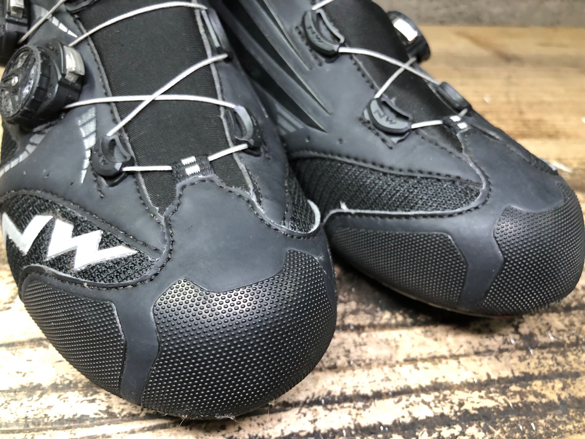 ノースウェーブ NORTHWAVE EXTREME EU:39 1/2 JM599 ノースウェーブ NORTH WAVE Extreme Winter GTX ビンディング