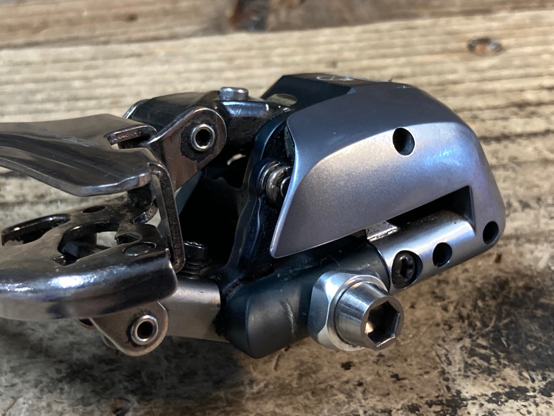 Shimano シマノ　9070di2 デュラエース　フロントディレイラー 楽天市場】◇◇【中古】シマノ SHIMANO デュラエース DURA-ACE