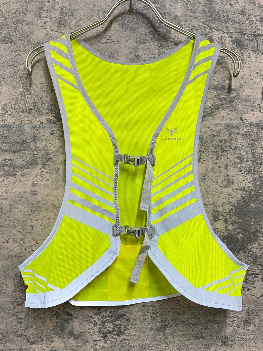 KC010 アピデュラ APIDURA PACKABLE VISIBILITY VEST サイクルベスト 黄